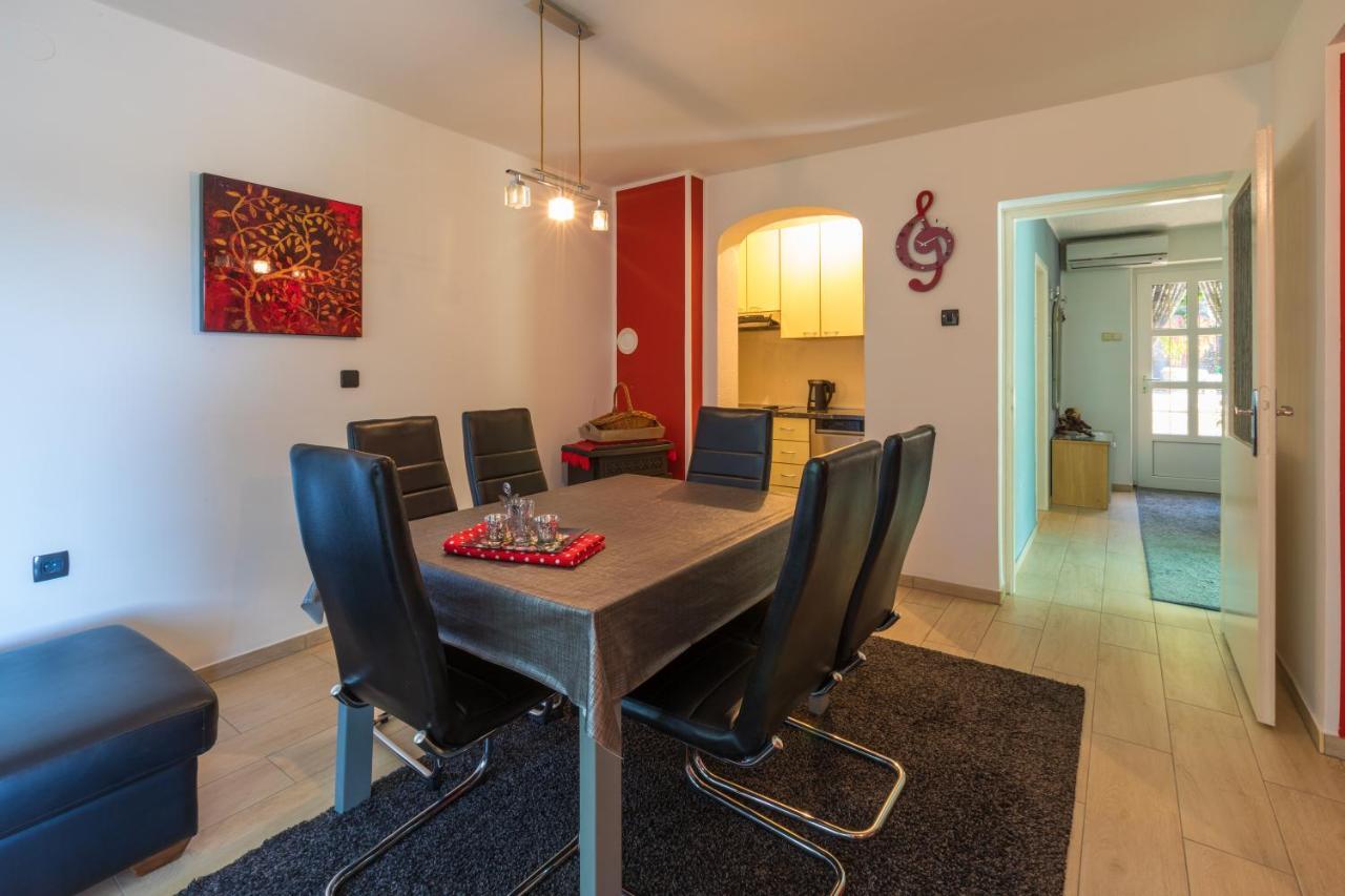 Apartman Mladenka Dramalj Exteriér fotografie
