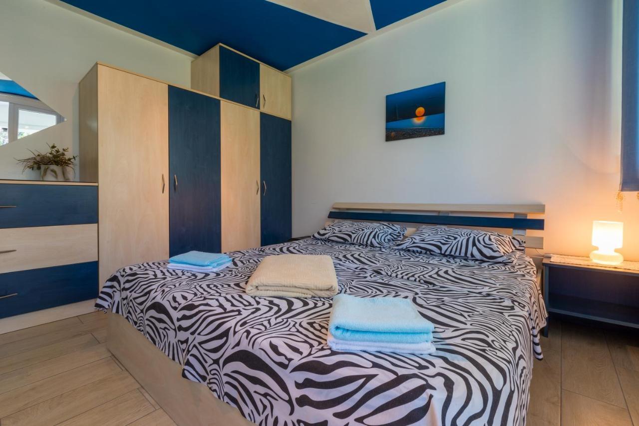 Apartman Mladenka Dramalj Exteriér fotografie